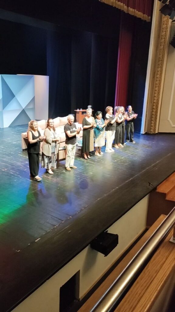 mujeres de ceniza saludo de todo el equipo